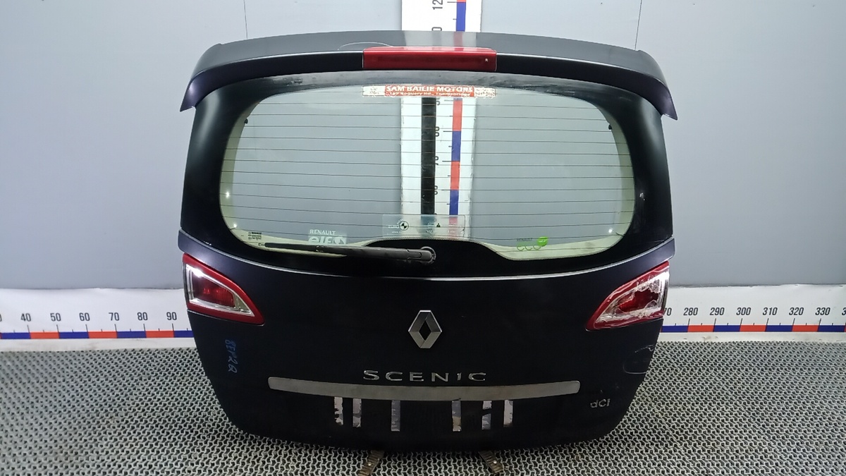 Замок двери к Renault Scenic 2009