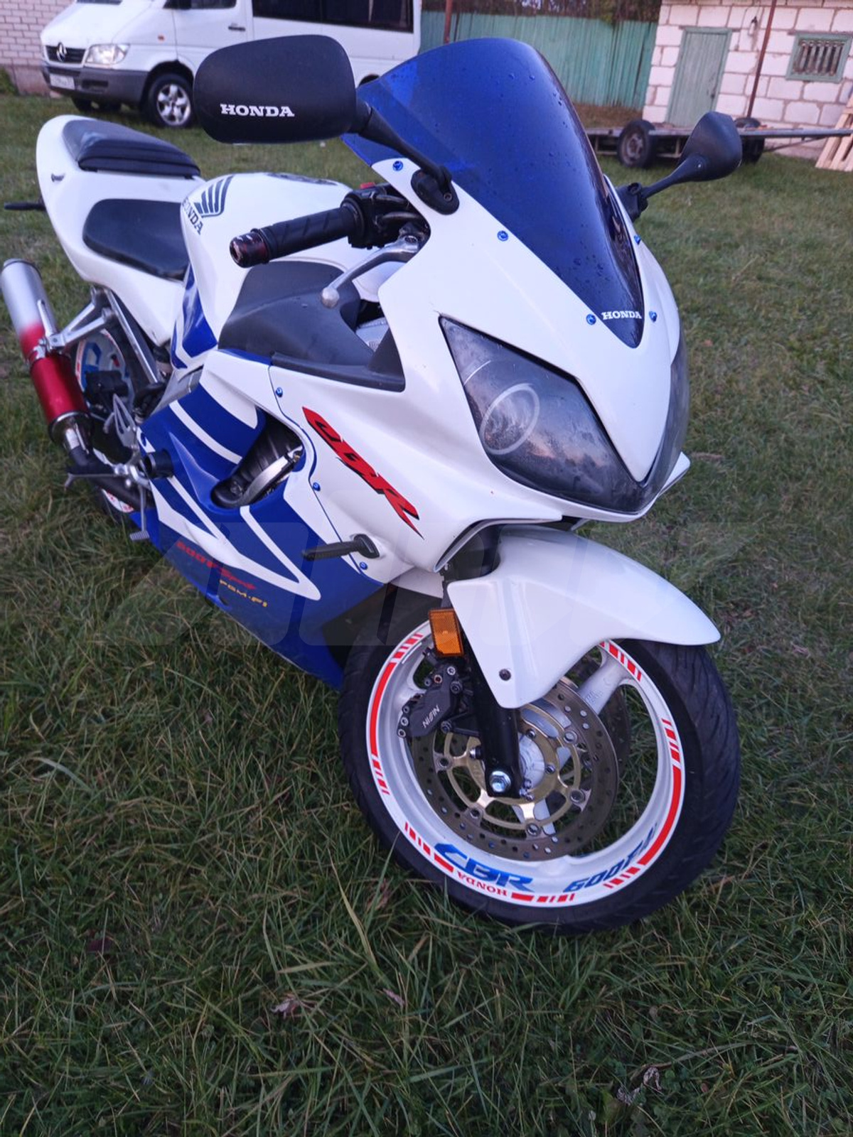 Honda CBR 600F, 2001