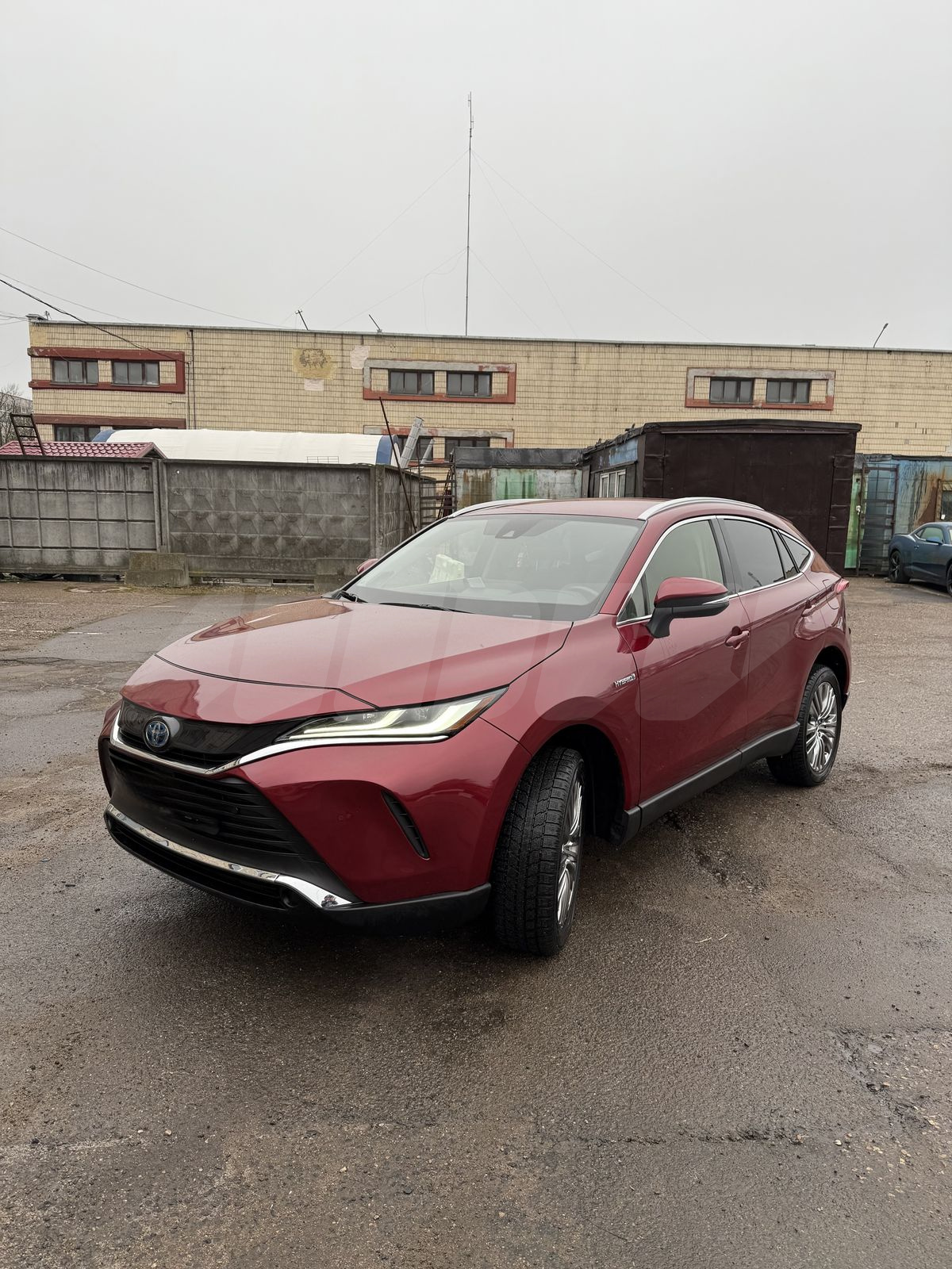 Toyota Venza II, 2020
