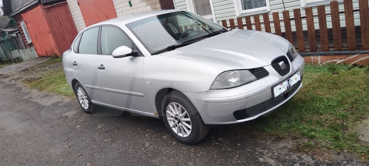 SEAT Cordoba II, 2003