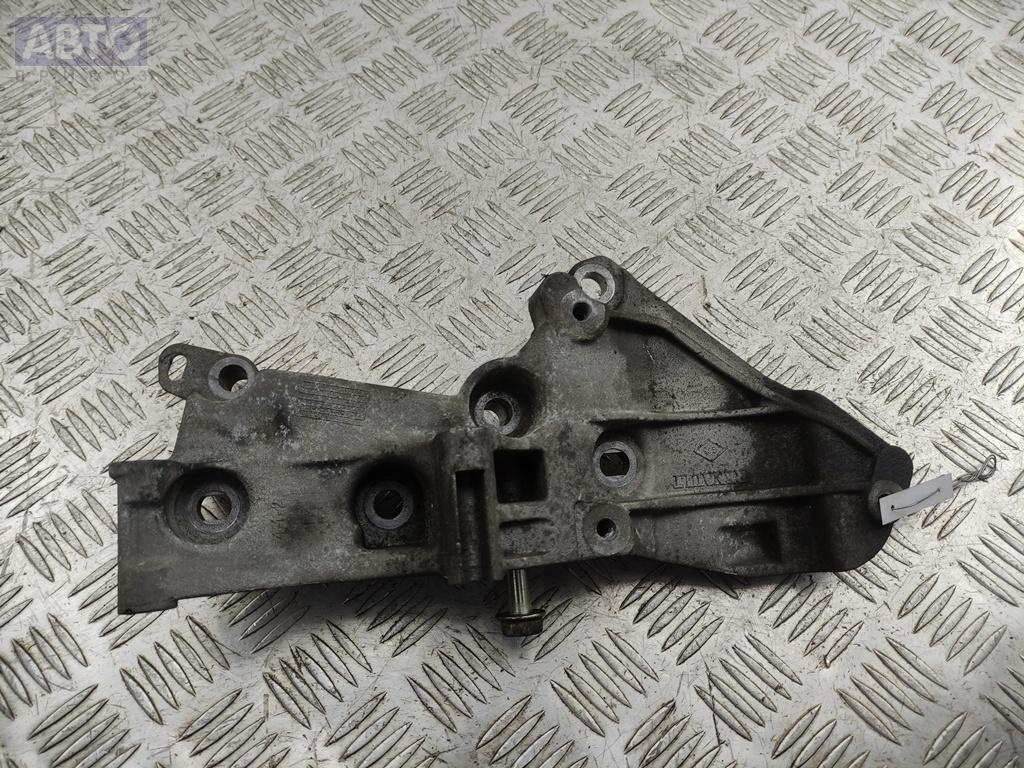 Кронштейн генератора к Renault Megane 2005
