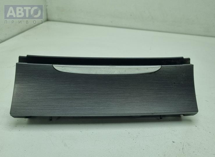 Пепельница к Volkswagen Passat 2013