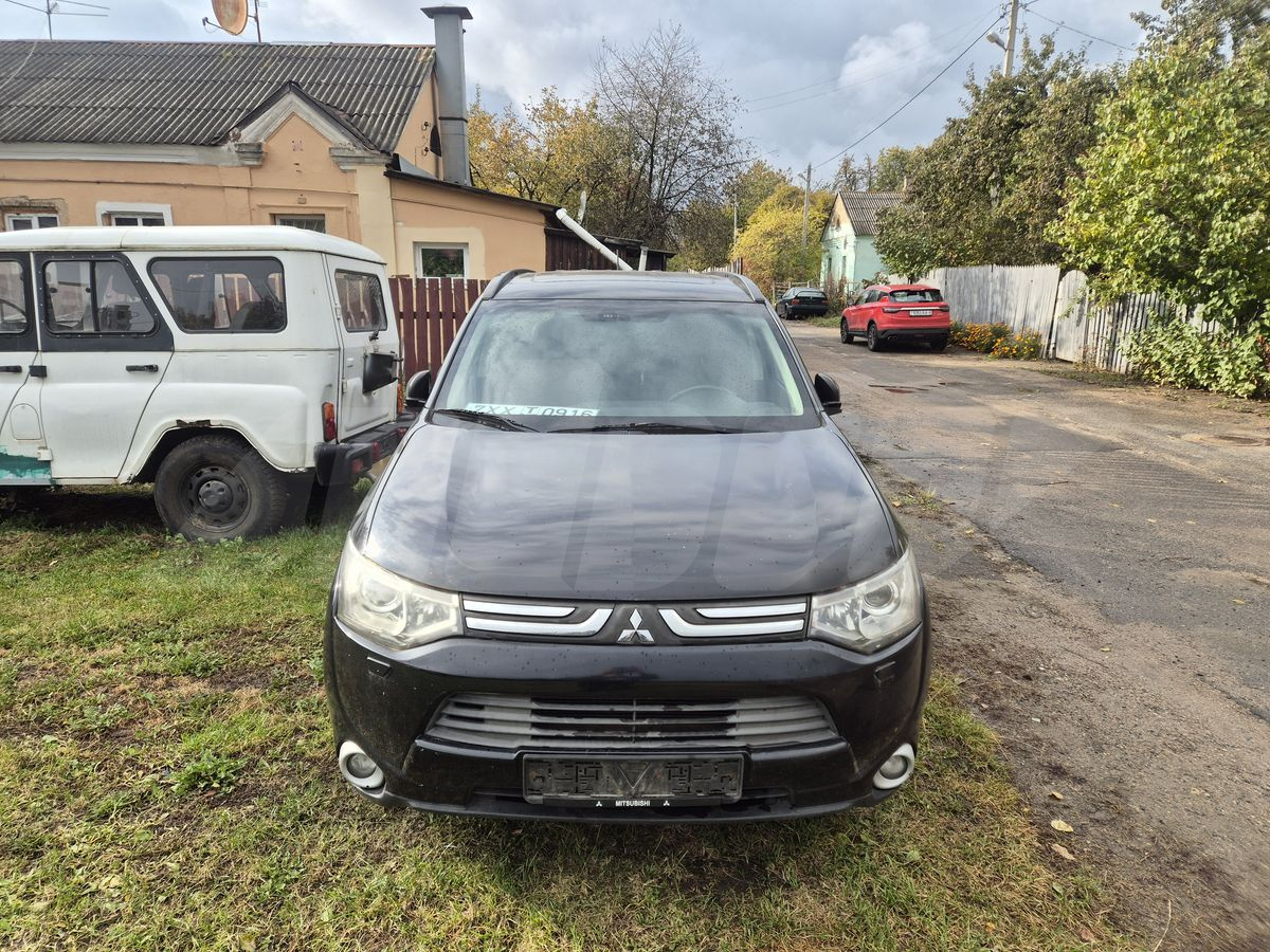 Mitsubishi Outlander III, 2013