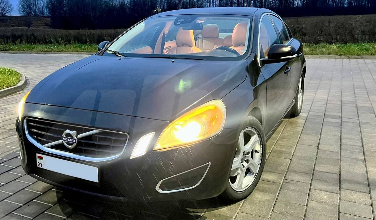 Volvo S60 II, 2011