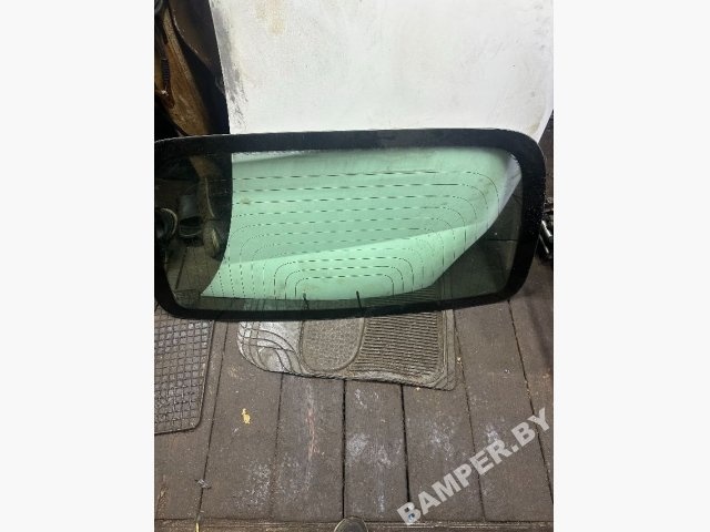 Стекло заднее к Renault Kangoo 1999