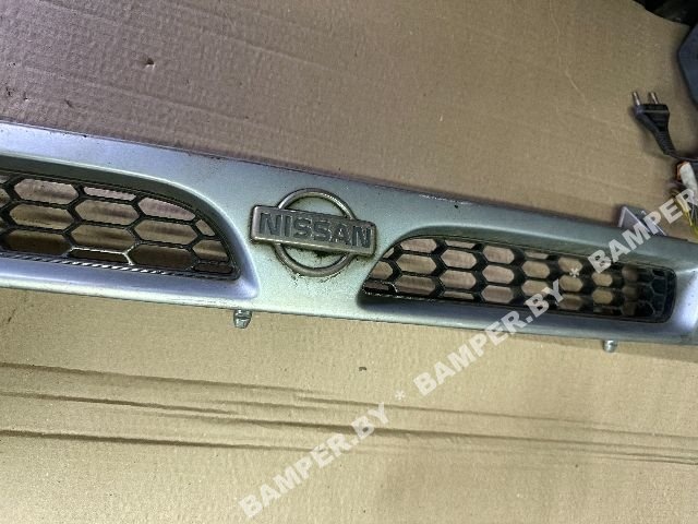 Решетка радиатора к Nissan Sunny 1993