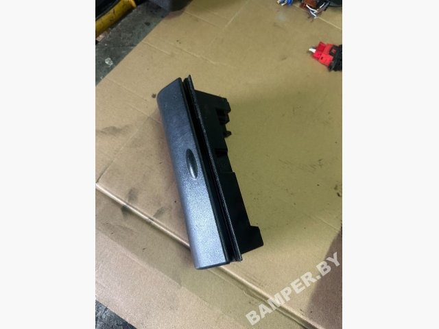 Пепельница к Renault Safrane 1998