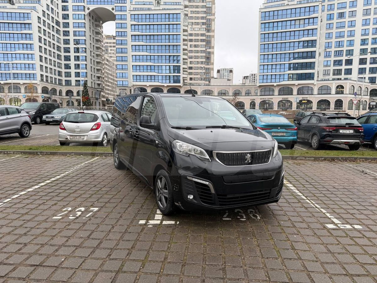 Peugeot Traveller I, 2018