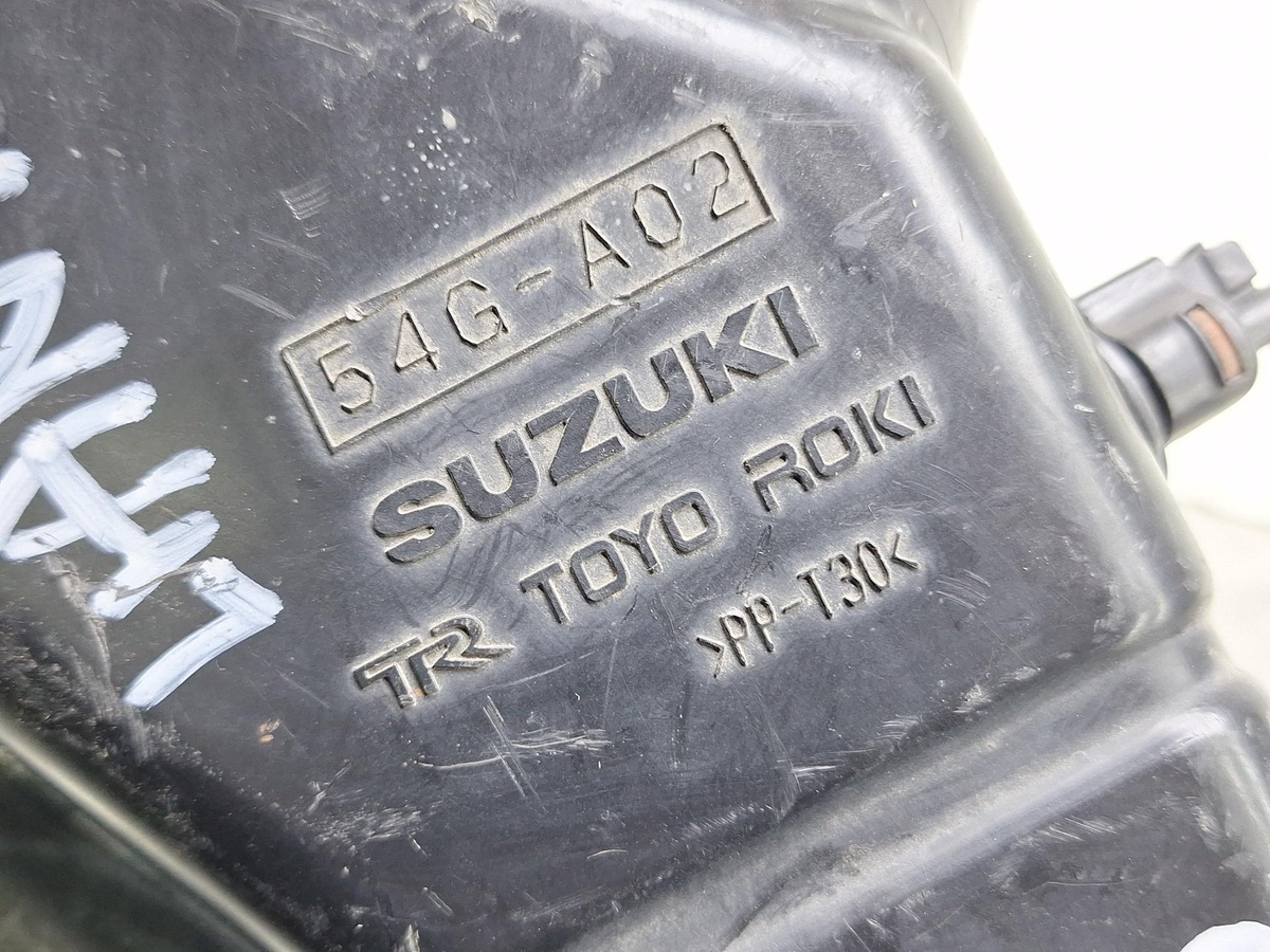 Корпус воздушного фильтра к Suzuki Liana 2004