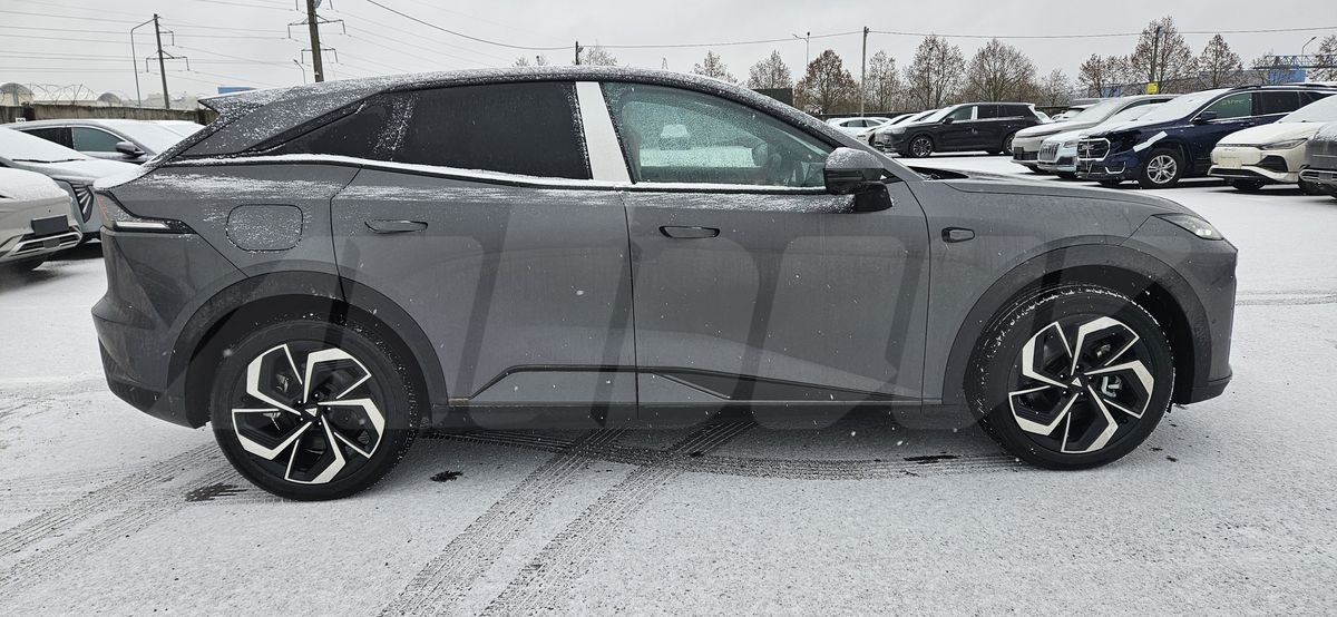 Shenlan S07 I Рестайлинг, — фото 1