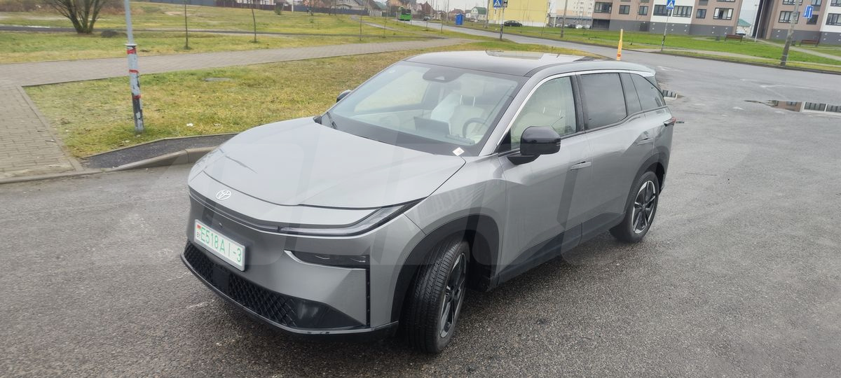 Toyota bZ3X I, — фото 1