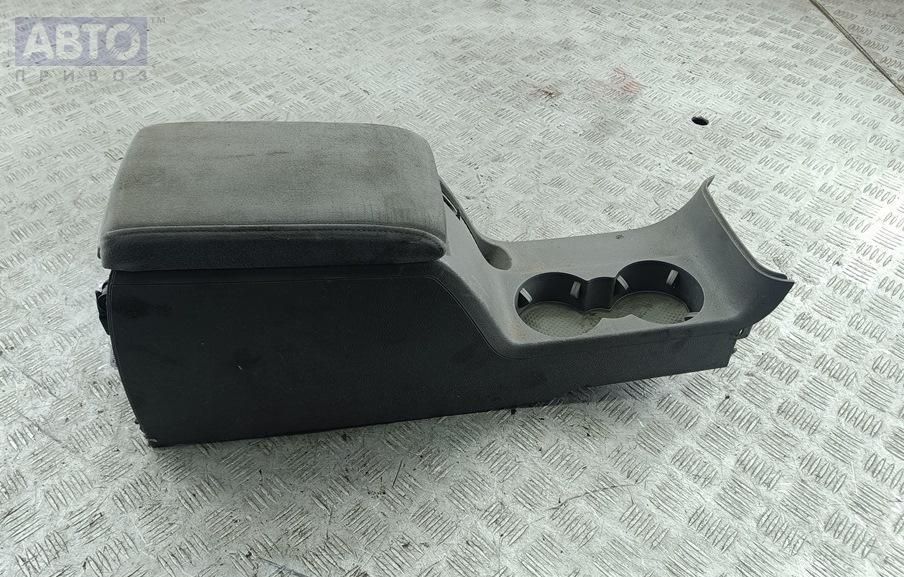Подлокотник к Volkswagen Passat 2002