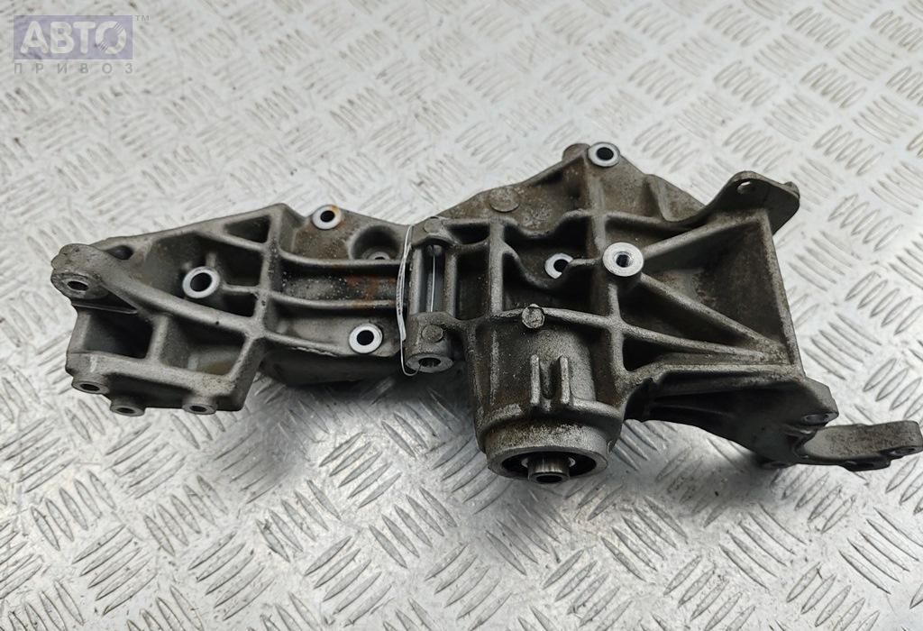 Кронштейн генератора к Audi A4 1997