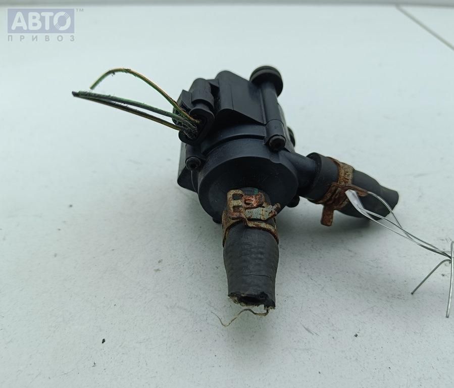 Помпа к Ford Focus 2014