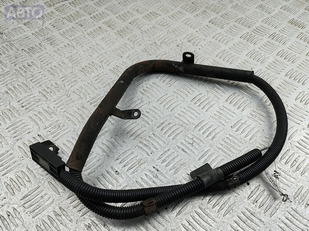 Провода аккумулятора к Mercedes-Benz C-klasse 2002