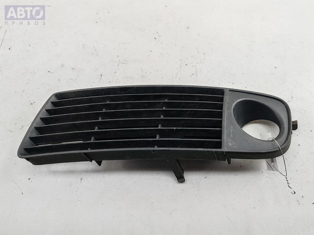 Рамка фары к Audi A6 1998
