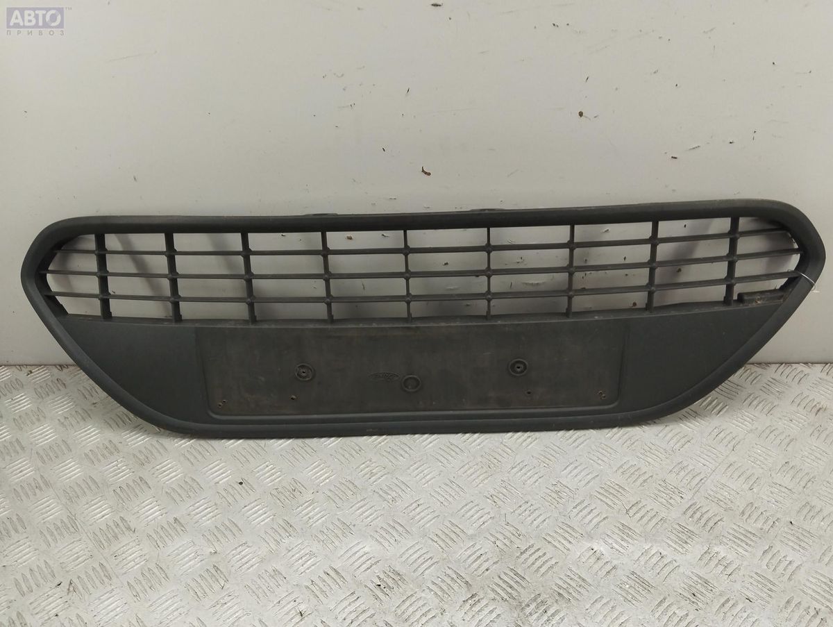 Решетка бампера к Ford Focus 2009