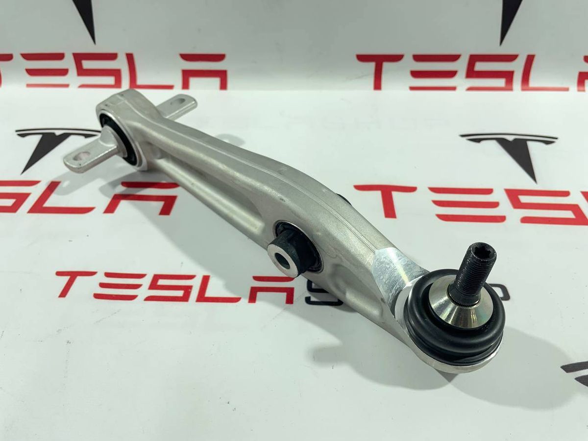 Рычаг передний к Tesla Model Y 2022