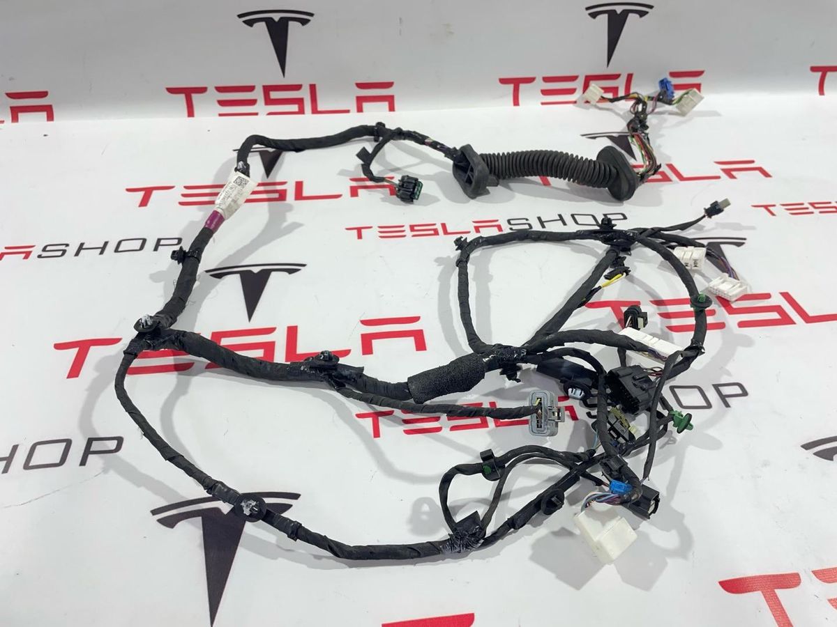 Проводка двери к Tesla Model X 2022