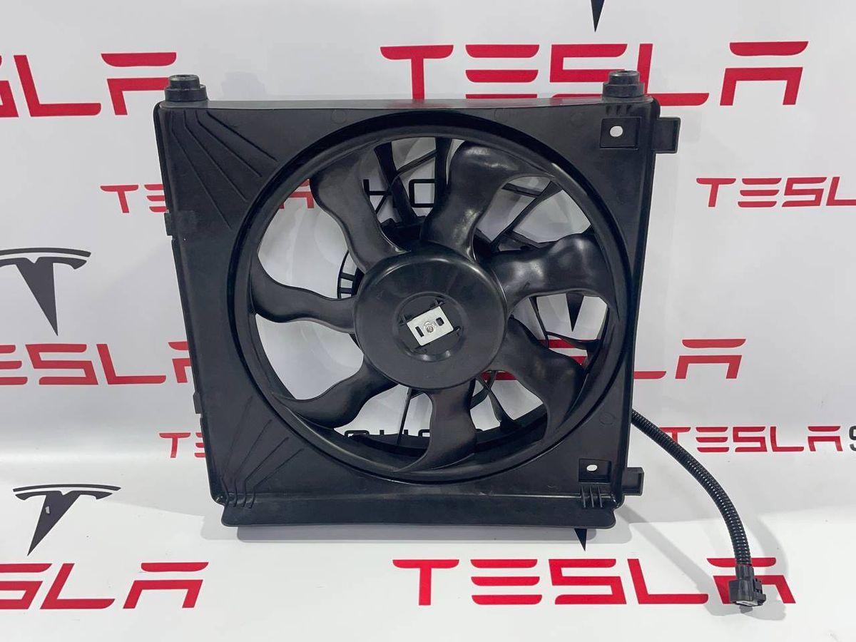 Вентилятор кондиционера к Tesla Model S 2017
