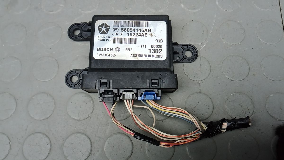 Парковочный ассистент к Jeep Grand Cherokee 2012