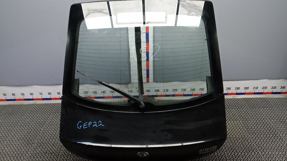 Замок двери к Skoda Octavia 2007