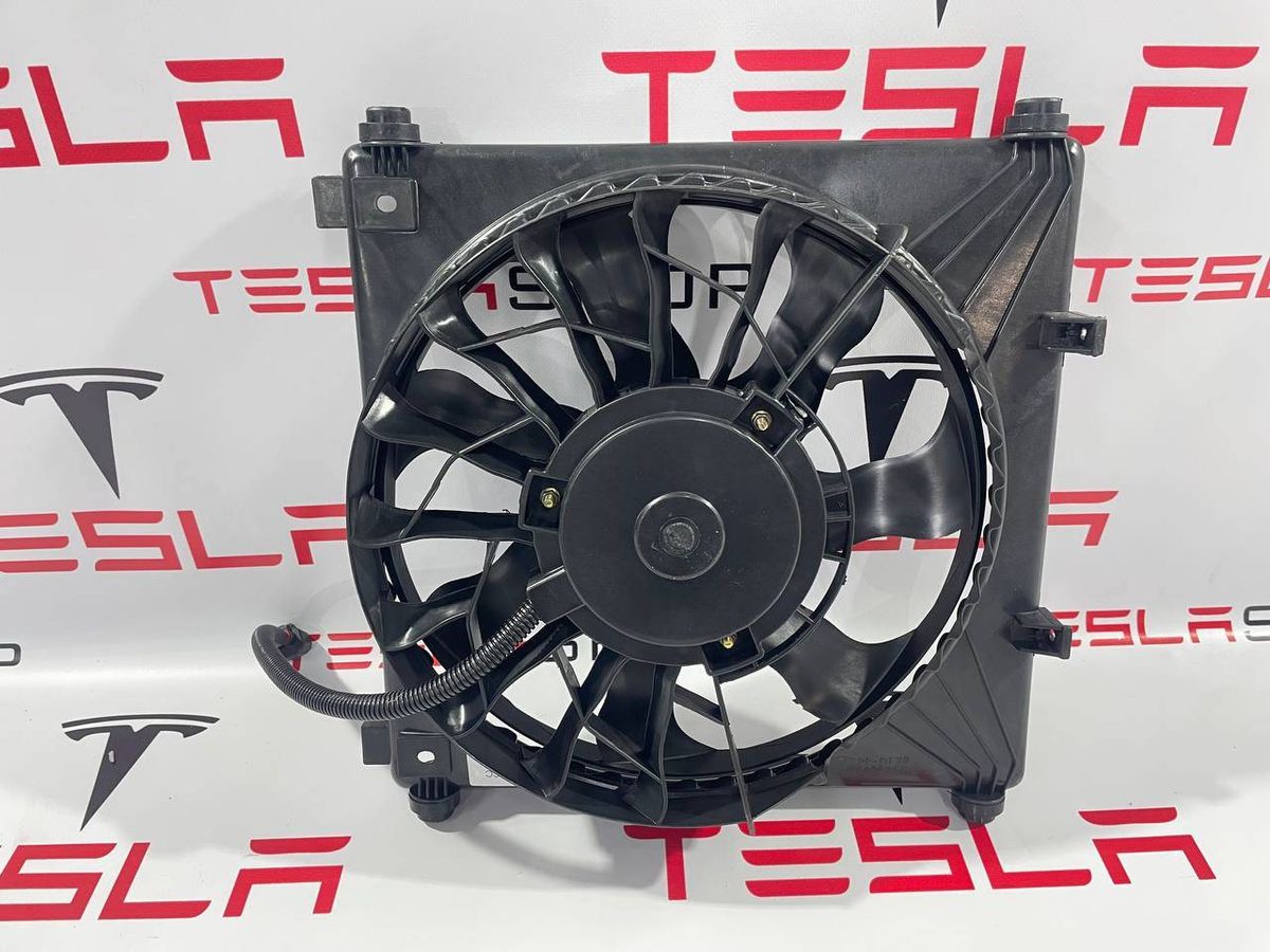 Вентилятор кондиционера к Tesla Model S 2017