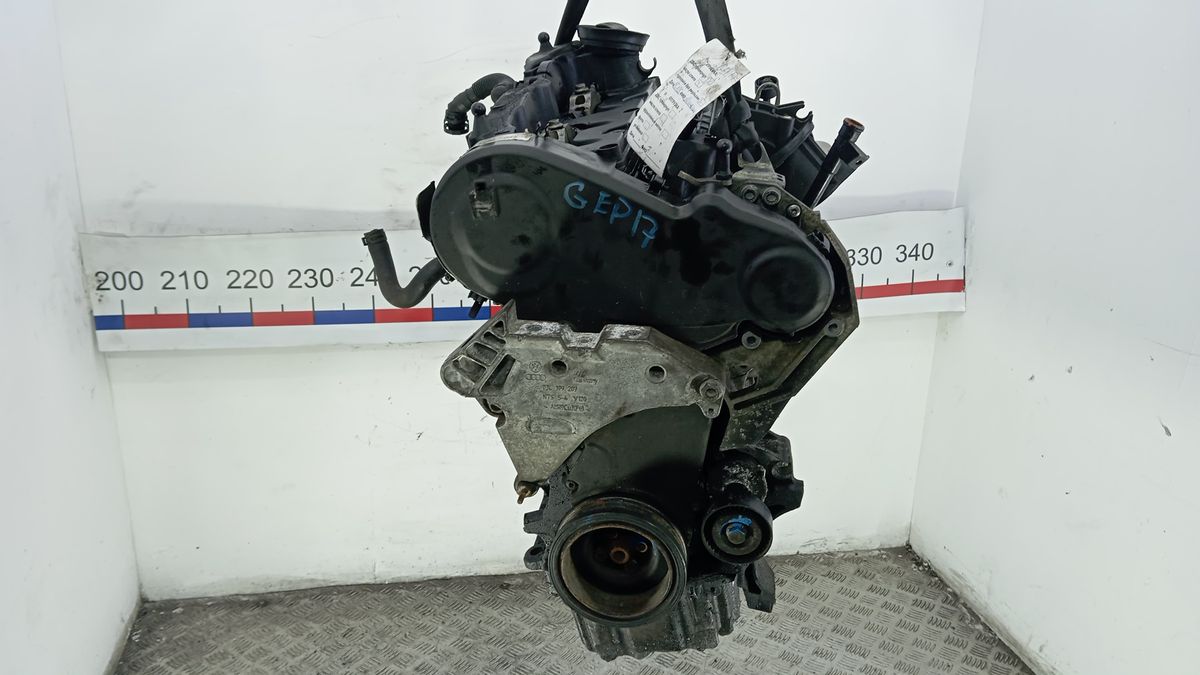 Двигатель к SEAT Leon 2013