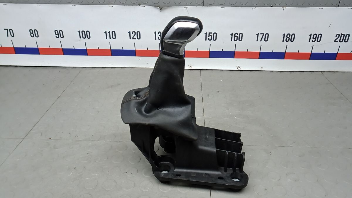 Кулиса к Peugeot 208 2012