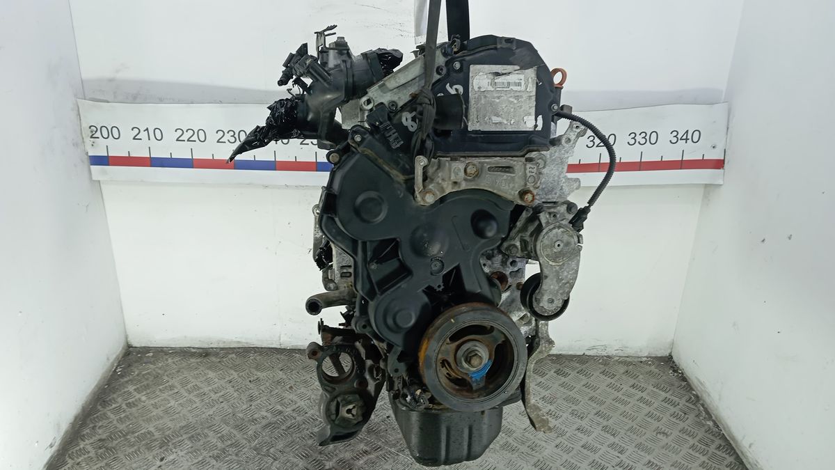 Двигатель к Peugeot 5008 2011