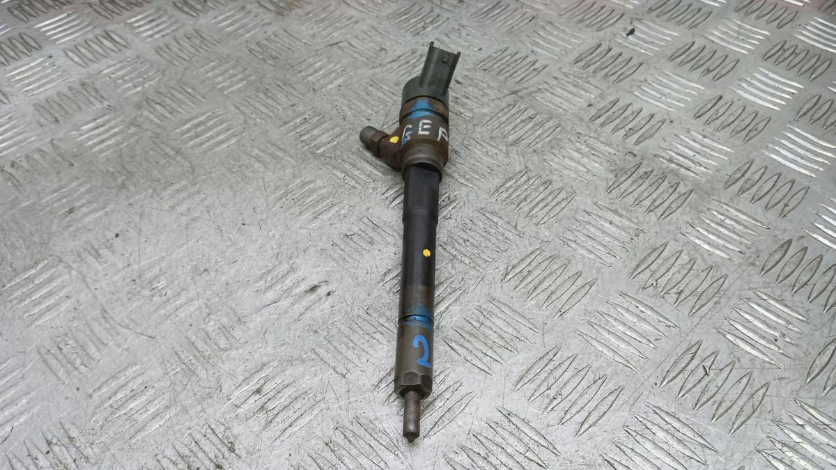 Форсунка к Hyundai Tucson 2006
