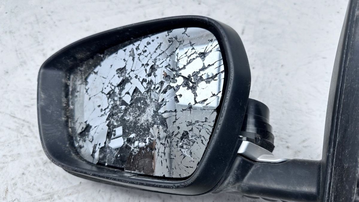 Корпус зеркала к Geely Coolray 2023