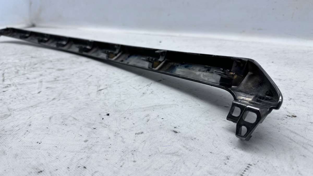 Рамка радиатора к Lexus RX 2021