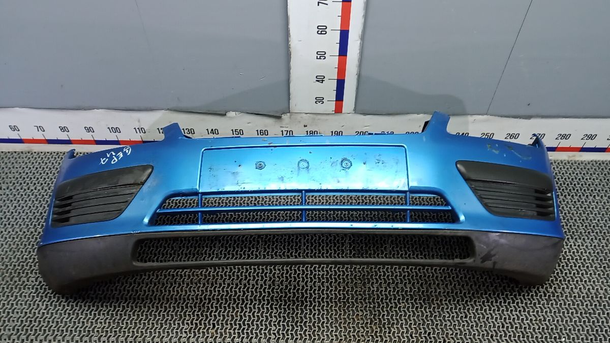Бампер передний к Ford Focus 2006