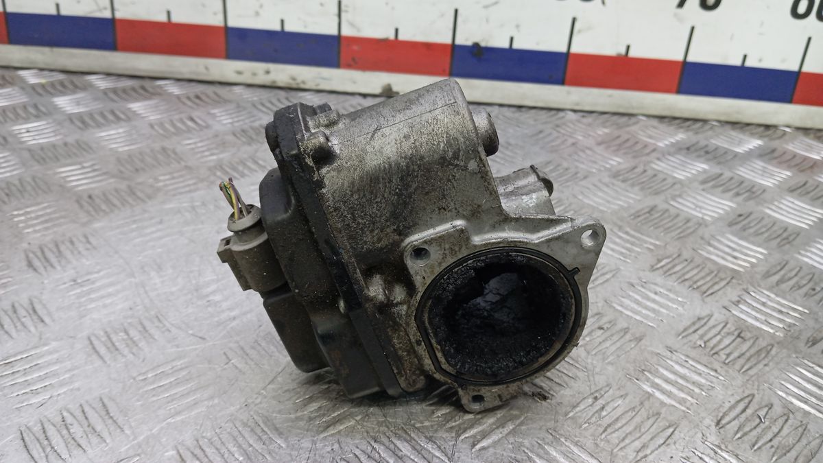 Клапан EGR к Audi A6 2009