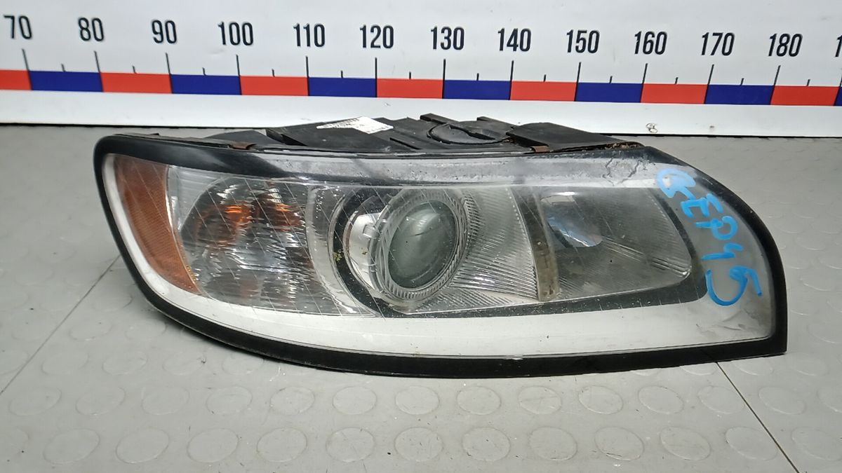Фара правая к Volvo S40 2010