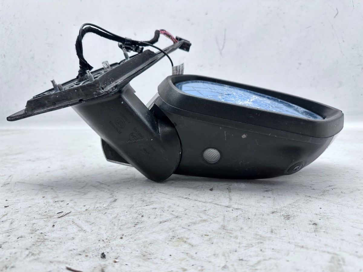 Корпус зеркала к Geely Atlas Pro 2022