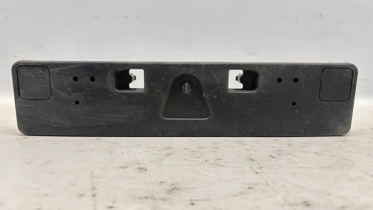 Рамка номера к Mazda  2021