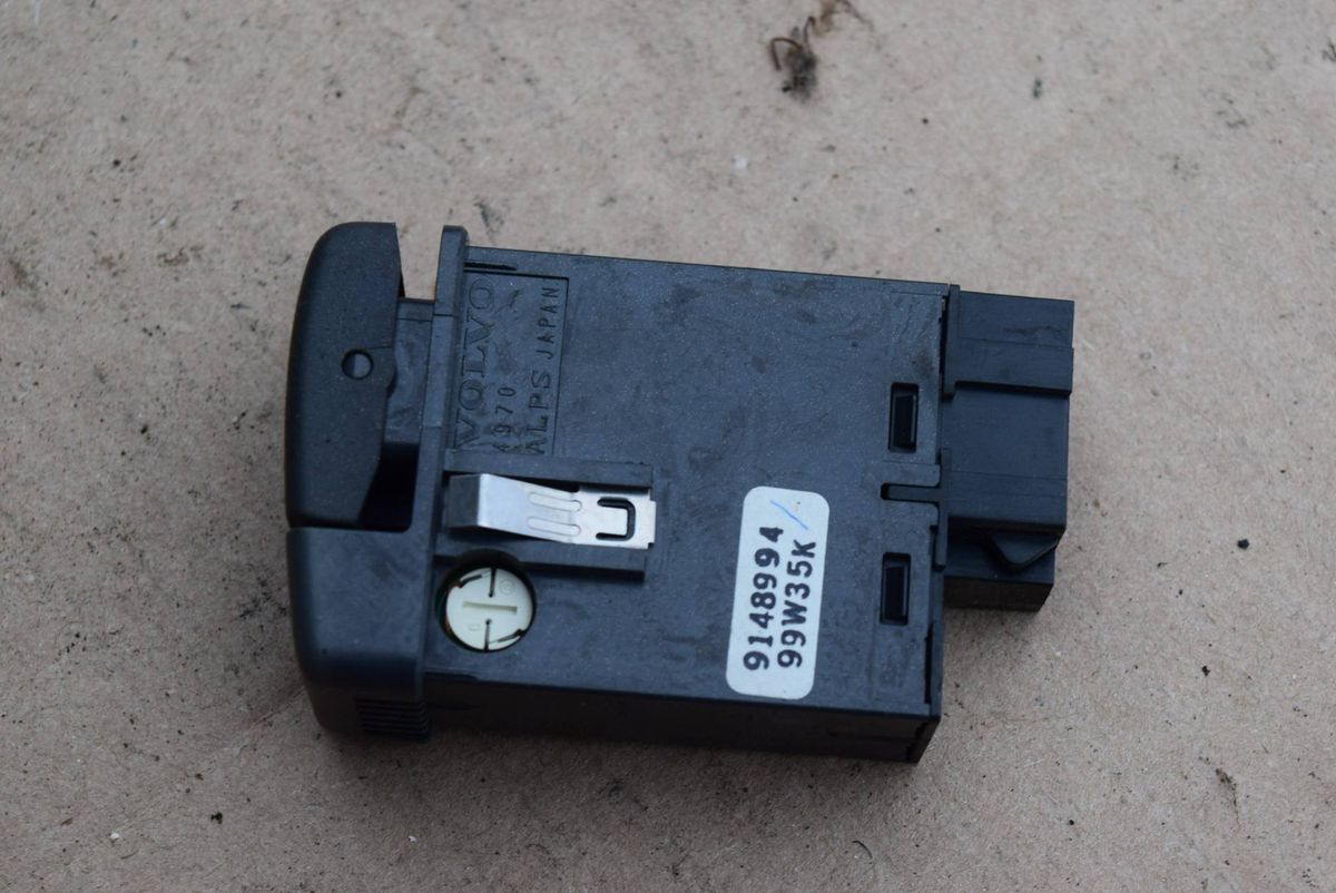 Кнопка противотуманных фар к Volvo V70 1999