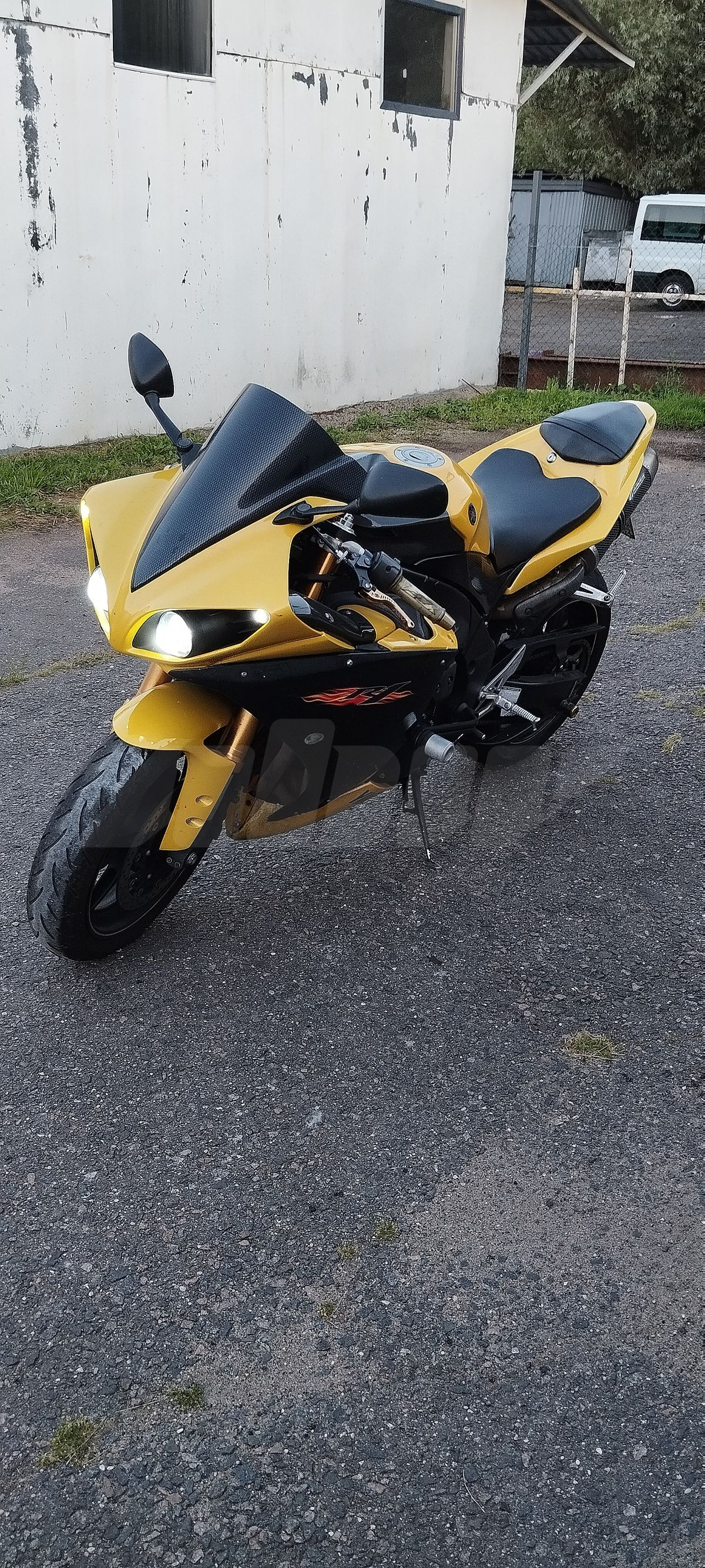 Yamaha YZF-R1, 2009