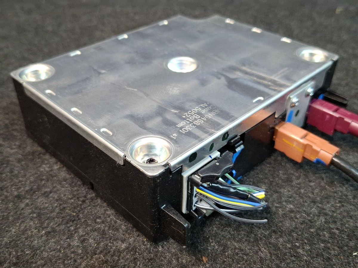 Блок Bluetooth к Cadillac XT4 2020
