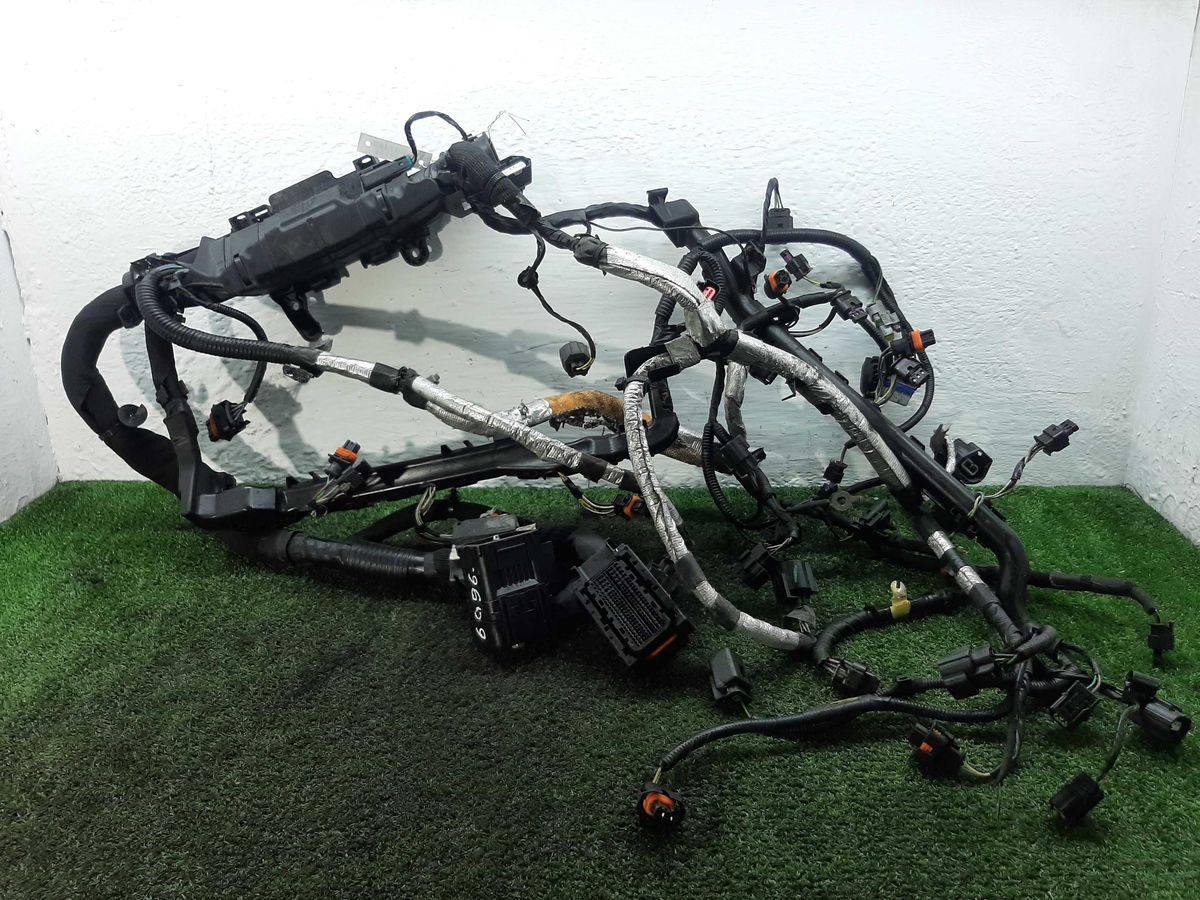 Проводка двигателя к Land Rover Range Rover Sport 2015
