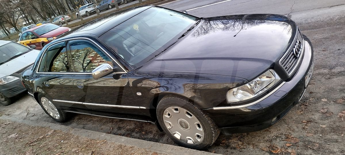 Audi A8 I (D2) Рестайлинг, 2000
