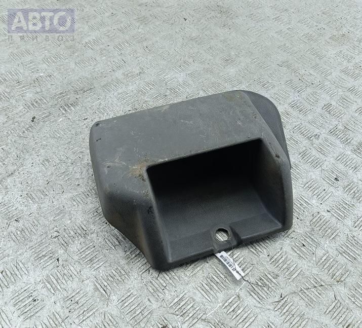 Бардачок к Volkswagen Transporter 1999