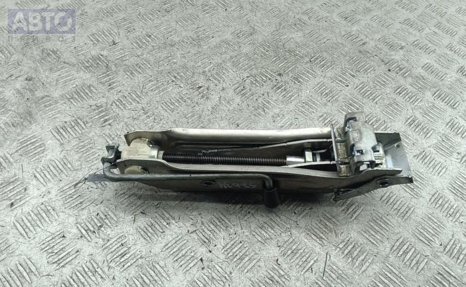 Домкрат к Volkswagen Golf 2003