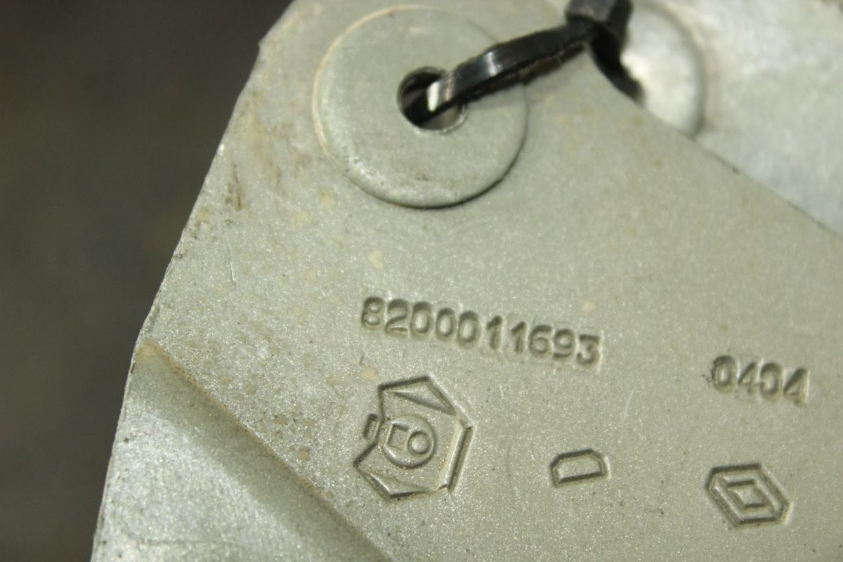 Петля капота к Renault Espace 2005