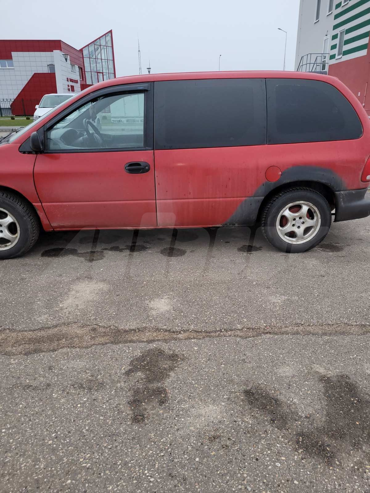 Plymouth Voyager III, 2000