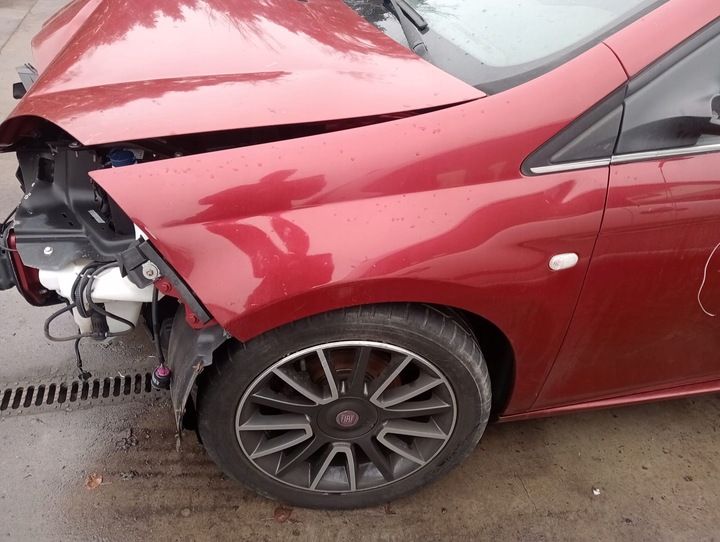 Крыло переднее левое к Fiat Bravo 2007