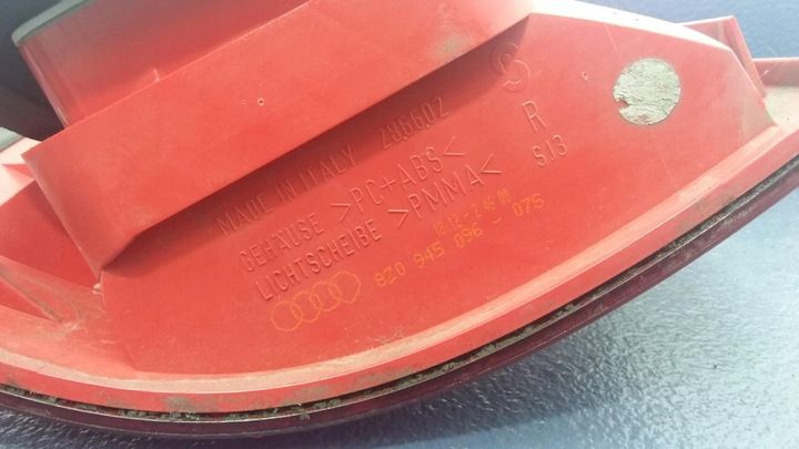 Фонарь задний правый к Audi A2 1999