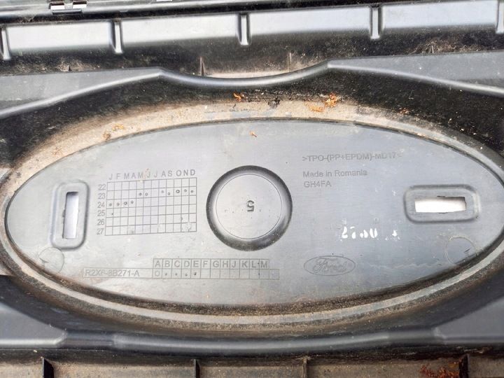 Решетка радиатора к Ford Transit 2014